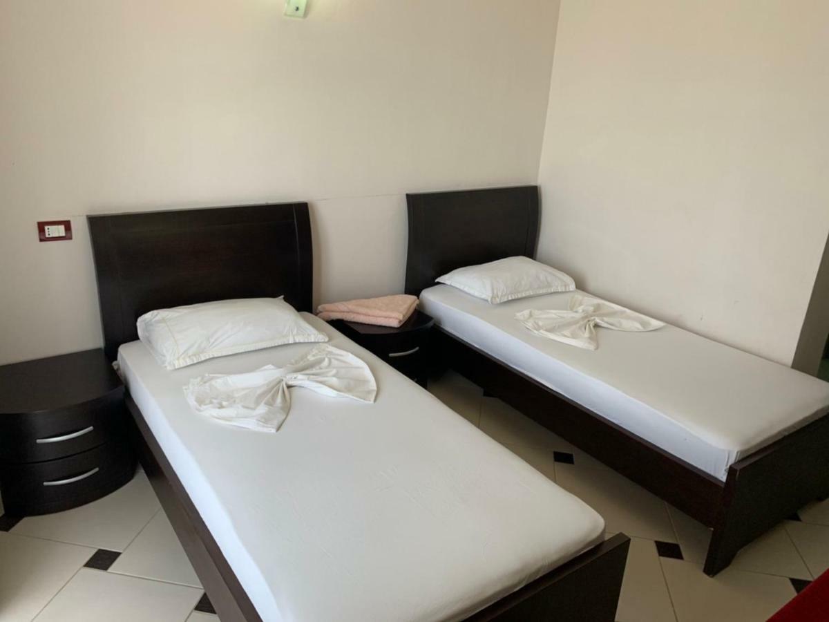 Hotel Ferrara Durres Exterior photo
